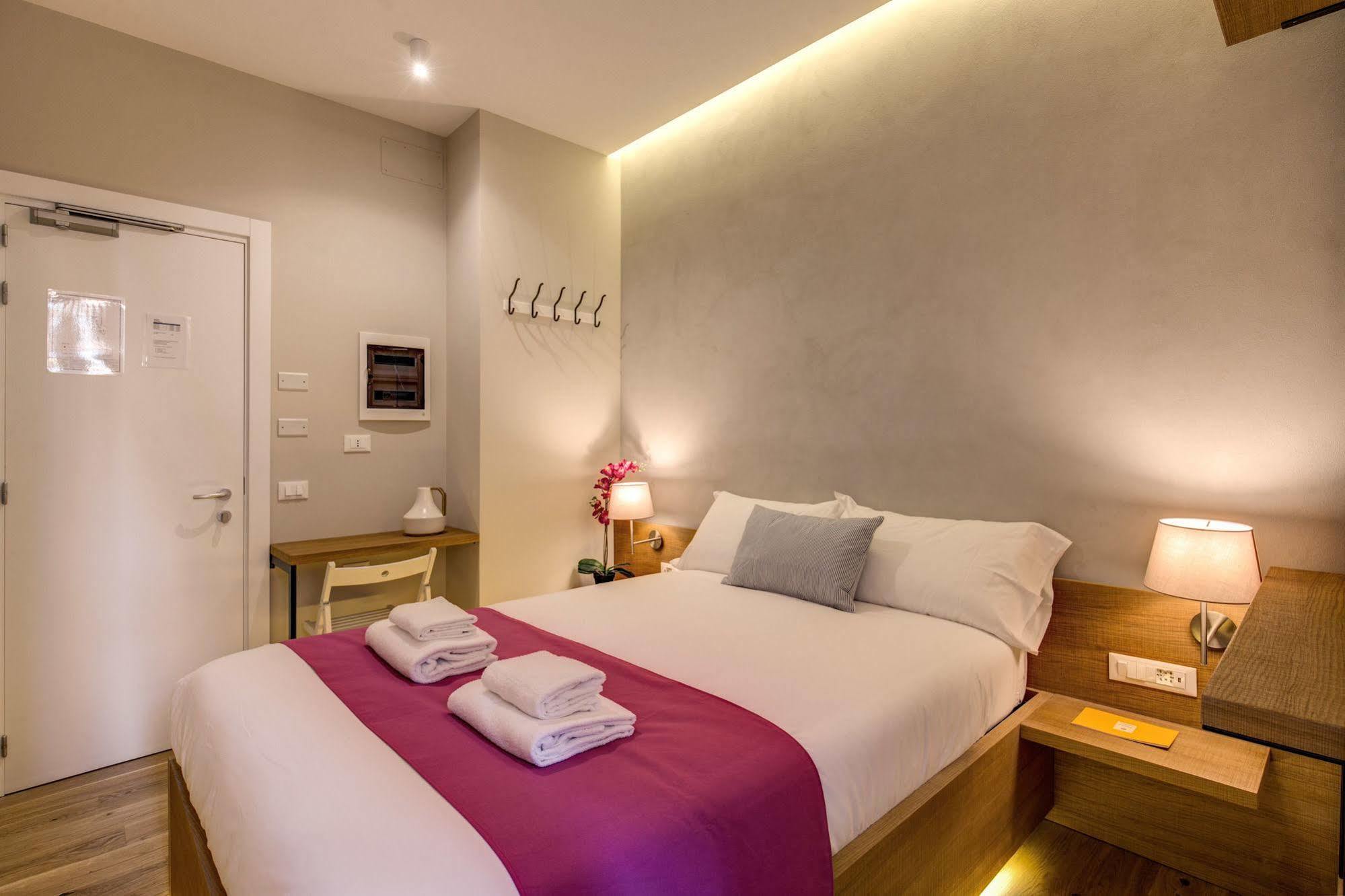 The Spanish Suite Campo De' Fiori Rome Exterior photo
