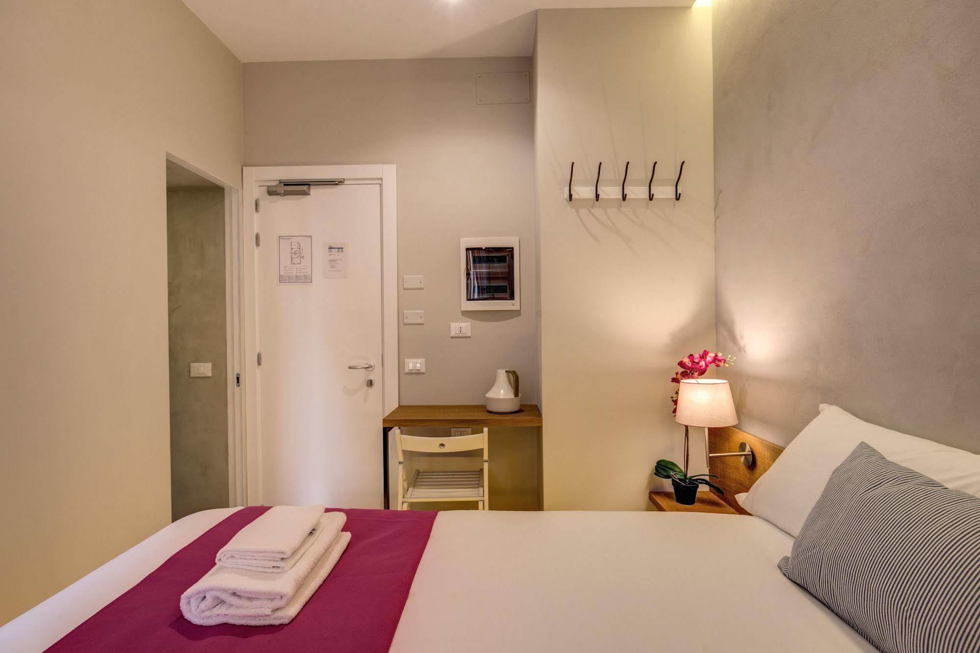 The Spanish Suite Campo De' Fiori Rome Exterior photo